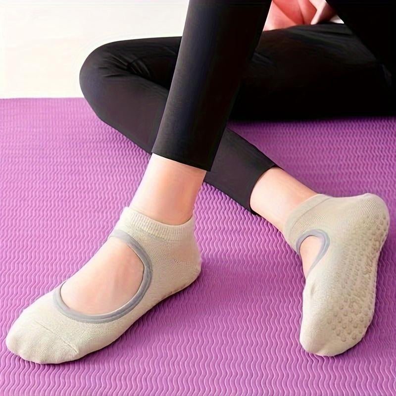 Womens-Non-slip-Yoga-Socks